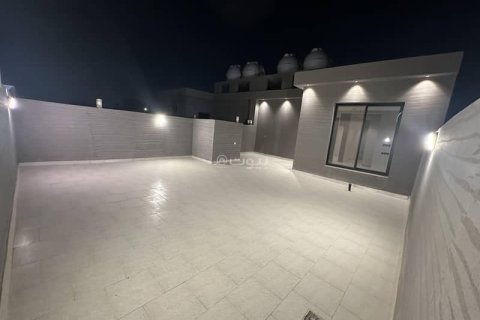 3 bedrooms Apartment in Riyadh, Saudi Arabia No. 60207 10