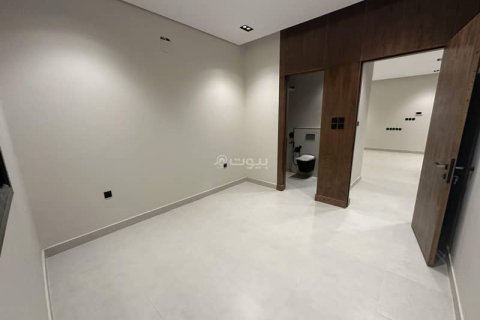 3 bedrooms Apartment in Riyadh, Saudi Arabia No. 60207 4