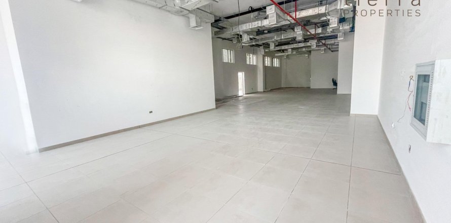 195.1مربع، محل تجاري في Dubai Land, الإمارات العربية المتحدة رقم 47684