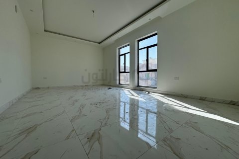 Villa de 4 chambres à Hamad Town, Bahrain No. 59530 4