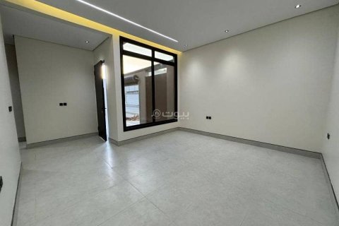 Квартира с 4 спальнями в Эр-Рияд, Саудовская Аравия №67497 14