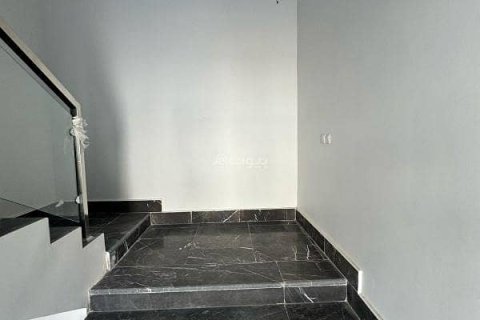 Квартира с 4 спальнями в Эр-Рияд, Саудовская Аравия №67497 3