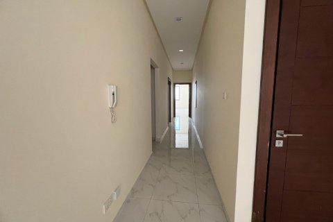 Квартира с 2 спальнями в Эль-Хадд, Бахрейн №59740