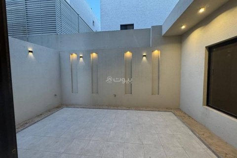 Villa de 6 chambres à Khobar, Saudi Arabia No. 60459 10