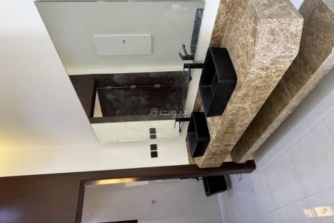 Villa de 5 dormitorios en Riyadh, Saudi Arabia No. 60179 6