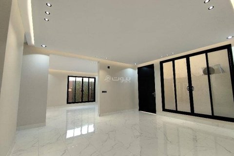 Villa de 5 chambres à Riyadh, Saudi Arabia No. 60092 5