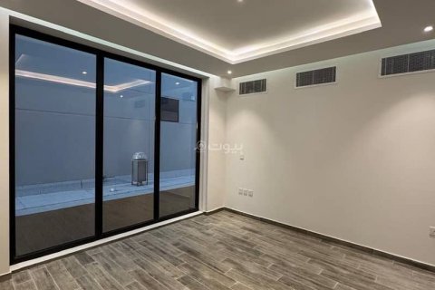Villa de 6 dormitorios en Khobar, Saudi Arabia No. 60088 5
