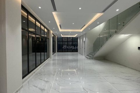 Villa de 6 dormitorios en Khobar, Saudi Arabia No. 60088 21