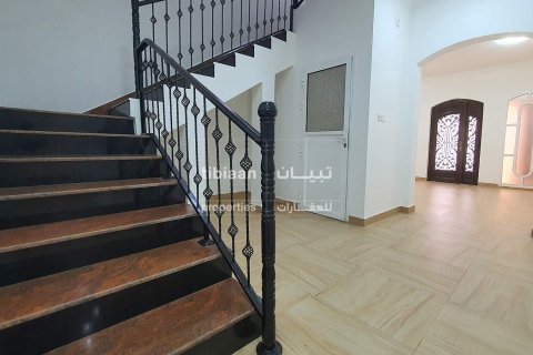 Villa de 3 dormitorios en As Sib, Oman No. 53935 3