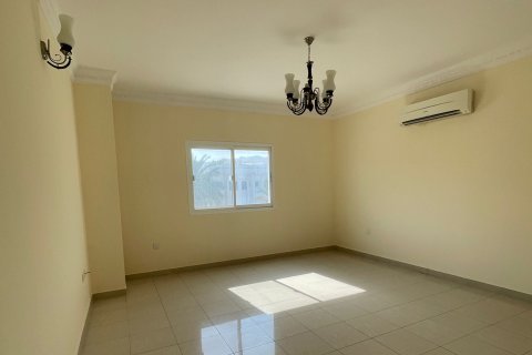 Villa de 4 dormitorios en Muscat, Oman No. 60774 5