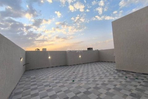 Villa de 6 dormitorios en Riyadh, Saudi Arabia No. 61568 11