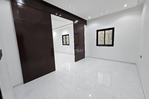 Квартира с 5 спальнями в Эр-Рияд, Саудовская Аравия №61567 7