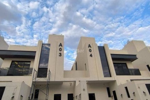 3 bedrooms Apartment in Riyadh, Saudi Arabia No. 61570