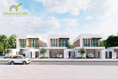 4 bedrooms Villa in Mina Al Arab, UAE No. 12885 3