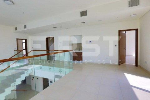 4 bedrooms Villa on the Yas Island, UAE No. 12882 8