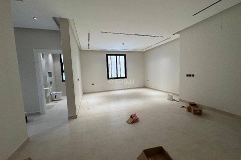 3 bedrooms Apartment in Riyadh, Saudi Arabia No. 69097