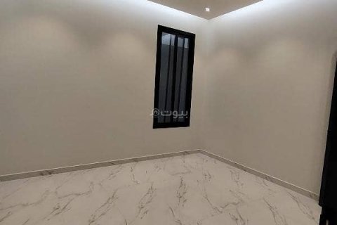 Villa de 8 dormitorios en Riyadh, Saudi Arabia No. 69101 7