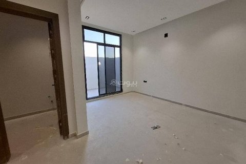 Villa de 4 chambres à Riyadh, Saudi Arabia No. 69099 14