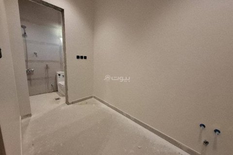 Villa de 4 chambres à Riyadh, Saudi Arabia No. 69099 13