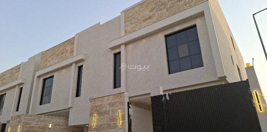 Villa de 4 chambres à Riyadh, Saudi Arabia No. 69099