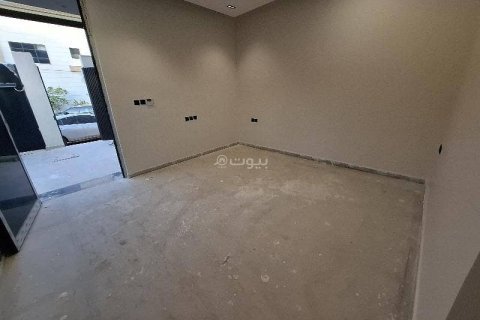 Villa de 4 chambres à Riyadh, Saudi Arabia No. 69099 15