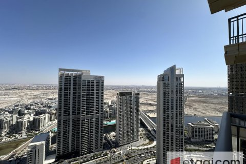 Apartment de 3 dormitorios en Harbour Views 1, UAE No. 71073