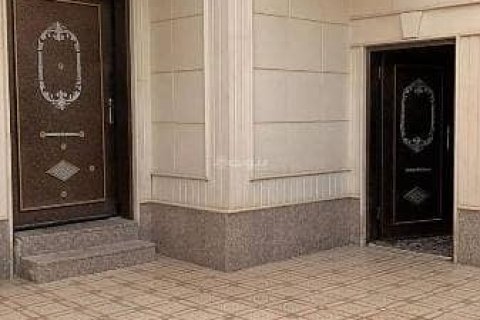 Villa de 5 chambres à Riyadh, Saudi Arabia No. 61305 3