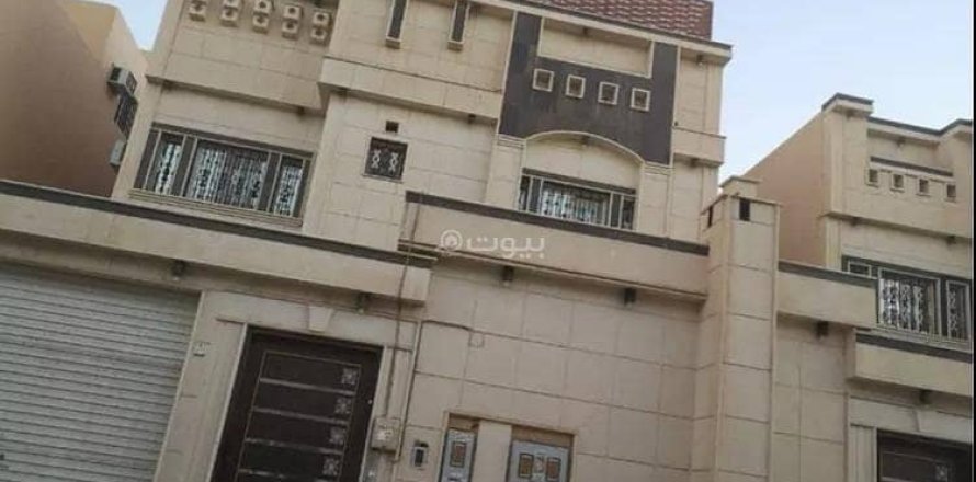Villa de 5 chambres à Riyadh, Saudi Arabia No. 61305