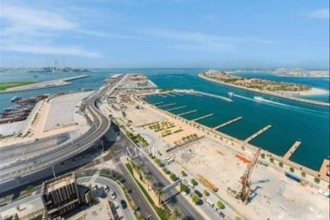 Appartement de 2 chambres à EMAAR Beachfront, UAE No. 38131