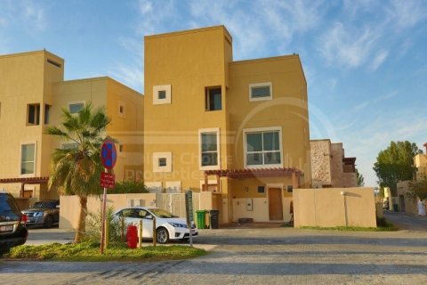 Вилла с 5 спальнями в Al Raha Gardens, ОАЭ №13282