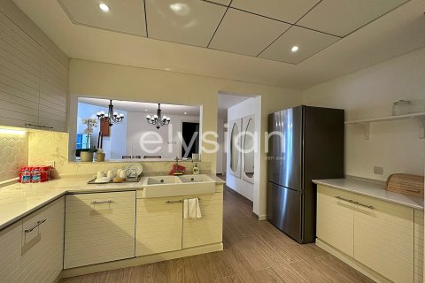 2 غرف نوم شقة في Marina Tower, الإمارات العربية المتحدة رقم 64910 14