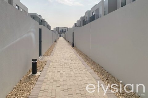 3 bedrooms Townhouse in EMAAR South, UAE No. 64899 14