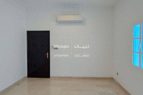 Office de 850m² en Muscat, Oman No. 53995 7