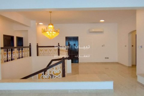 Office de 850m² en Muscat, Oman No. 53995 21