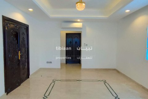 Office de 850m² en Muscat, Oman No. 53995 25