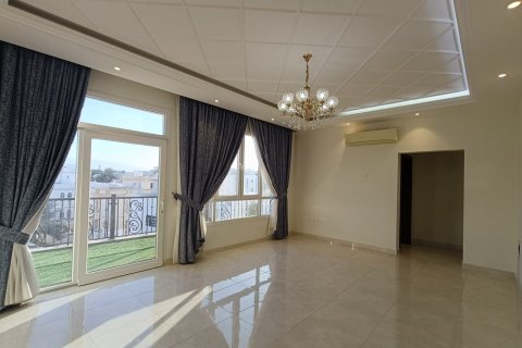 4 bedrooms Apartment in Muscat, Oman No. 54192 4