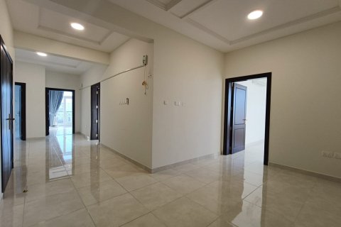4 bedrooms Apartment in Muscat, Oman No. 54192 6