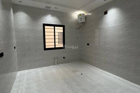 6 bedrooms Apartment in Riyadh, Saudi Arabia No. 67358 9
