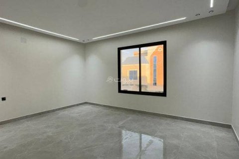 6 bedrooms Apartment in Riyadh, Saudi Arabia No. 67358 5