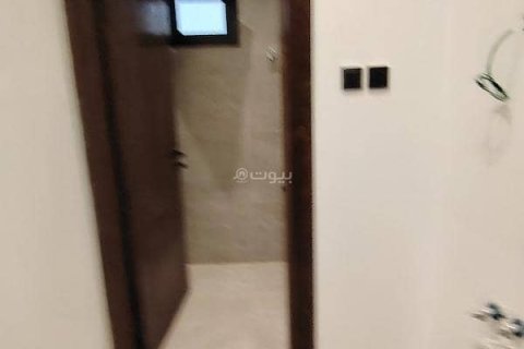 3 bedrooms Apartment in Riyadh, Saudi Arabia No. 67357