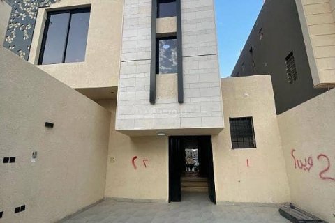 Apartment de 4 dormitorios en Riyadh, Saudi Arabia No. 67355
