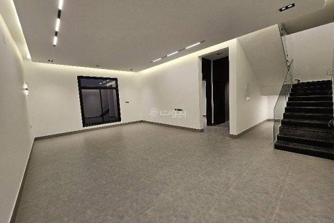 4 bedrooms Apartment in Riyadh, Saudi Arabia No. 61565 6