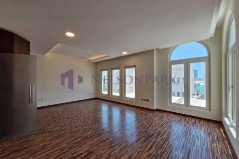 Villa de 5 dormitorios en Doha, Qatar No. 58402 8
