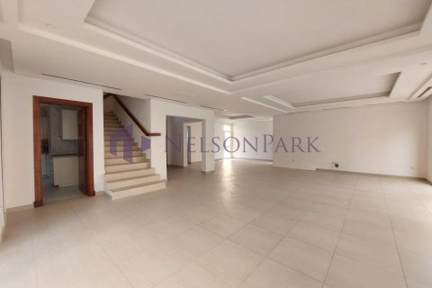 Villa de 5 dormitorios en Doha, Qatar No. 58403 5