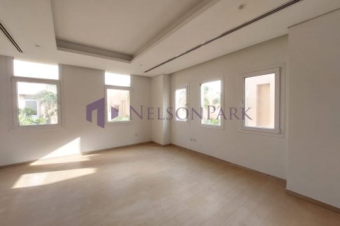 Villa de 5 dormitorios en Doha, Qatar No. 58403 9