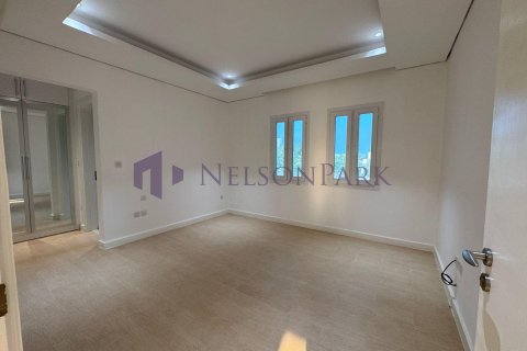 4 bedrooms Villa in Doha, Qatar No. 58373 29