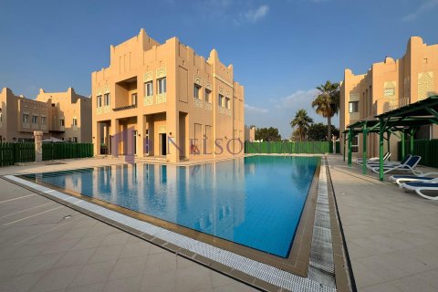 4 bedrooms Villa in Doha, Qatar No. 58373 11