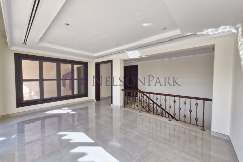 Townhouse de 4 dormitorios en Doha, Qatar No. 58396 8