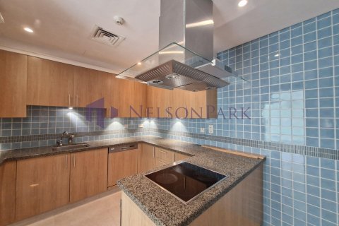 Townhouse de 4 dormitorios en Doha, Qatar No. 58396 9