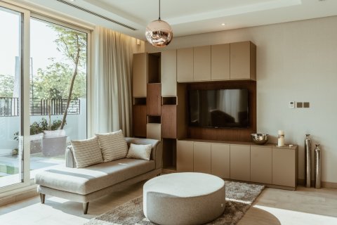 Вилла с 4 спальнями в EMAAR South, ОАЭ №279 9